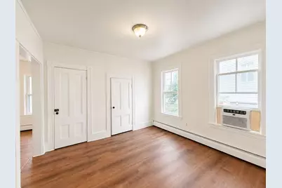 152 Spruce St #1, Watertown, MA 02472 - Photo 4