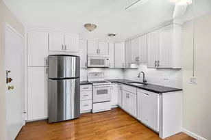190 Mt Auburn St, Watertown, MA 02472 - Photo 4