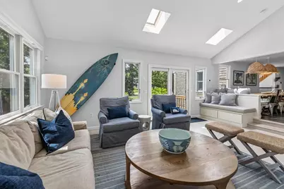 21 Vickers Street, Edgartown, MA 02539 - Photo 20