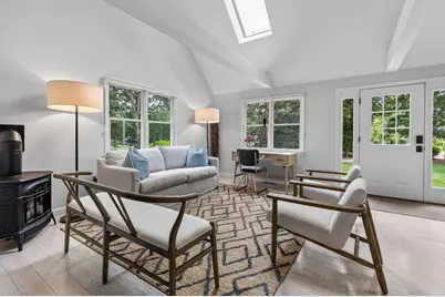 21 Vickers Street, Edgartown, MA 02539 - Photo 12