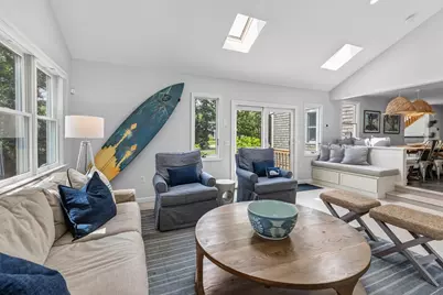 21 Vickers Street, Edgartown, MA 02539 - Photo 20