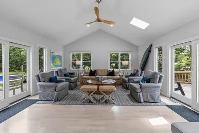 21 Vickers Street, Edgartown, MA 02539 - Photo 18