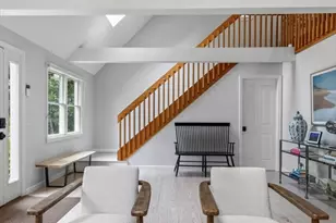 21 Vickers St, Edgartown, MA 02539 - Photo 10