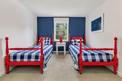 21 Vickers Street, Edgartown, MA 02539 - Photo 32