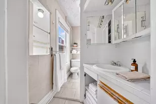 3 Round Hill St, Boston, MA 02130 - Photo 10