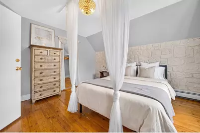 3 Round Hill St, Boston, MA 02130 - Photo 8
