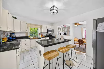 3 Round Hill St, Boston, MA 02130 - Photo 8