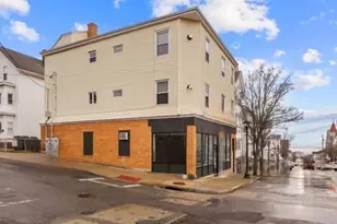 337 Columbia St, Fall River, MA 02721 - Photo 2
