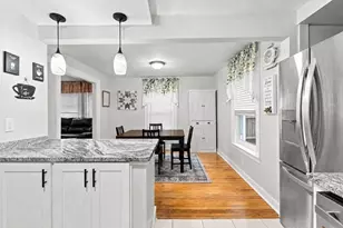 81 Beech St, New Bedford, MA 02740 - Photo 10