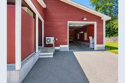 244 Amesbury Rd, Kensington, NH 03833 - Photo 8