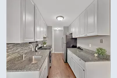22 Shrewsbury Green Dr #I, Shrewsbury, MA 01545 - Photo 2