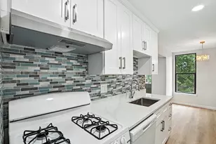 2 Shrewsbury Green Dr, Shrewsbury, MA 01545 - Photo 18