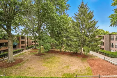2 Shrewsbury Green Dr #J, Shrewsbury, MA 01545 - Photo 12