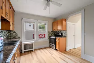 45 Janet St, West Springfield, MA 01089 - Photo 8