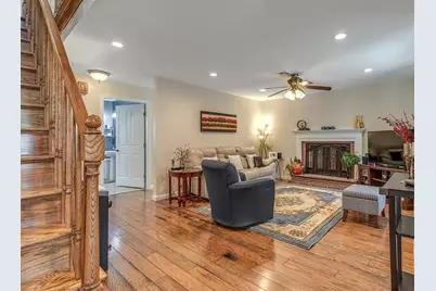 10 Birch Rd, Natick, MA 01760 - Photo 8