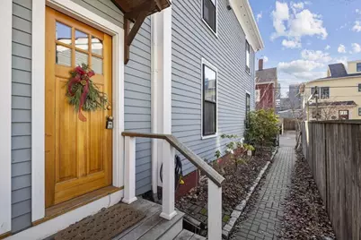 3 Pleasant Pl #3, Cambridge, MA 02139 - Photo 2