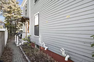 3 Pleasant Pl, Cambridge, MA 02139 - Photo 14