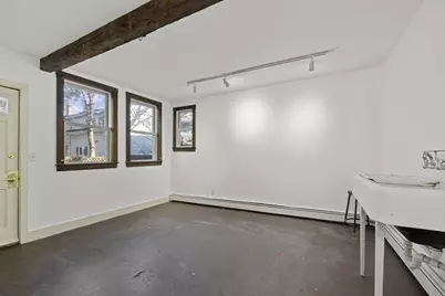 3 Pleasant Pl #3, Cambridge, MA 02139 - Photo 10