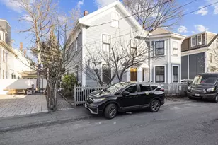 3 Pleasant Pl, Cambridge, MA 02139 - Photo 1