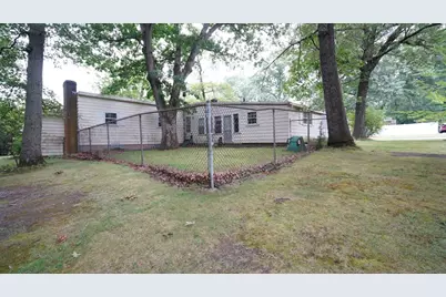 351 Towne St, North Attleboro, MA 02760 - Photo 24