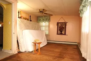 351 Towne St, North Attleboro, MA 02760 - Photo 16