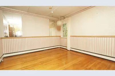 351 Towne St, North Attleboro, MA 02760 - Photo 8