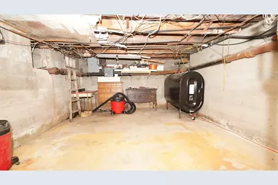 351 Towne St, North Attleboro, MA 02760 - Photo 28