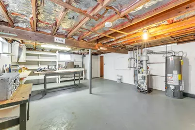 20 Paragon Rd, Boston, MA 02132 - Photo 28
