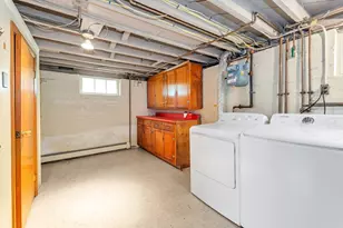 20 Paragon Rd, Boston, MA 02132 - Photo 28