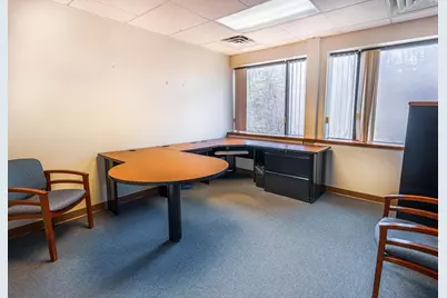 1 Olde North Rd #302-303, Chelmsford, MA 01824 - Photo 14