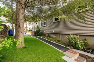 52 Burpee Rd, Swampscott, MA 01907 - Photo 4