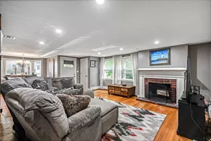 52 Burpee Rd, Swampscott, MA 01907 - Photo 10