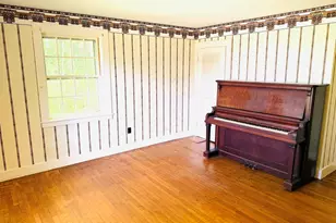 1344 Barre Rd, New Braintree, MA 01531 - Photo 26