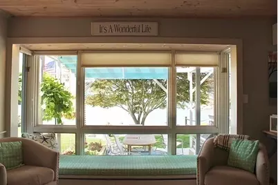 55 Memorial Dr, Salem, MA 01970 - Photo 12