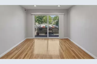 800 Hyde Park Ave #15, Boston, MA 02136 - Photo 4