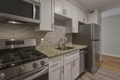 800 Hyde Park Ave #15, Boston, MA 02136 - Photo 10