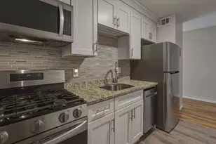 800 Hyde Park Ave, Boston, MA 02136 - Photo 10