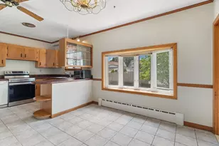 42 Marlboro St, Worcester, MA 01604 - Photo 8