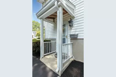 99 Keene St, Brockton, MA 02301 - Photo 6