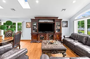 1298 Rebecca Rd, Dighton, MA 02764 - Photo 8