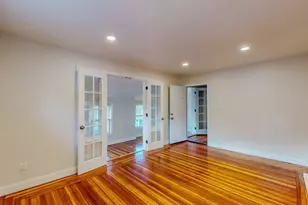 7 Smith St, Medford, MA 02155 - Photo 2