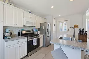 2 Dearborn Ave, Beverly, MA 01915 - Photo 26