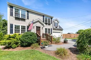 380 N Wheaton Ave, Seekonk, MA 02771 - Photo 4
