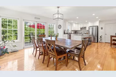 380 N Wheaton Ave, Seekonk, MA 02771 - Photo 12