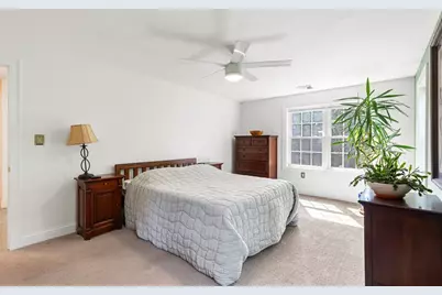 380 N Wheaton Ave, Seekonk, MA 02771 - Photo 24