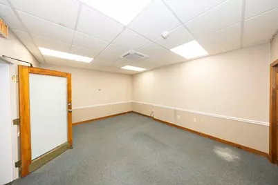 482 Southbridge Street #211, Auburn, MA 01501 - Photo 4
