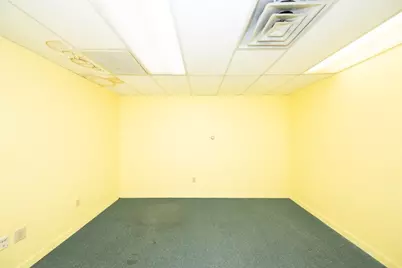 482 Southbridge Street #212, Auburn, MA 01501 - Photo 14