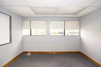 482 Southbridge Street #213, Auburn, MA 01501 - Photo 2