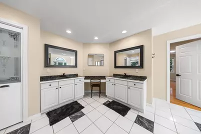 4 Iroquois Ln, Wilbraham, MA 01095 - Photo 34