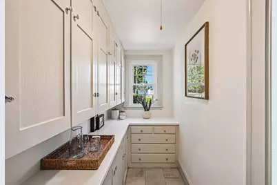 254 Russell St, Woburn, MA 01801 - Photo 14